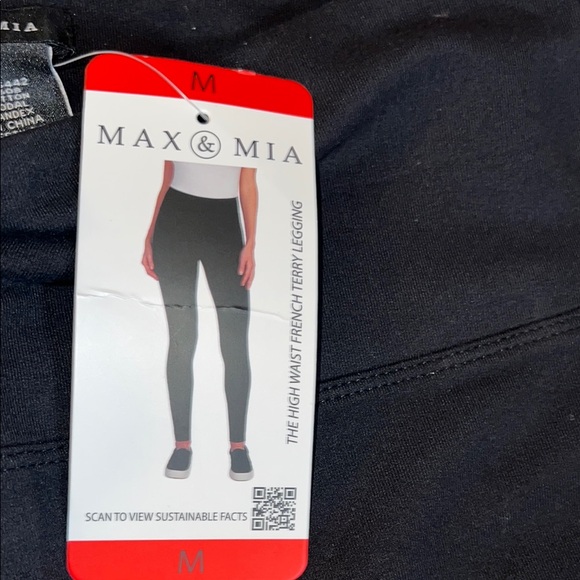 Max and Mia Women's Sleek Black Leggings SZ Medium - Picture 7 of 9
